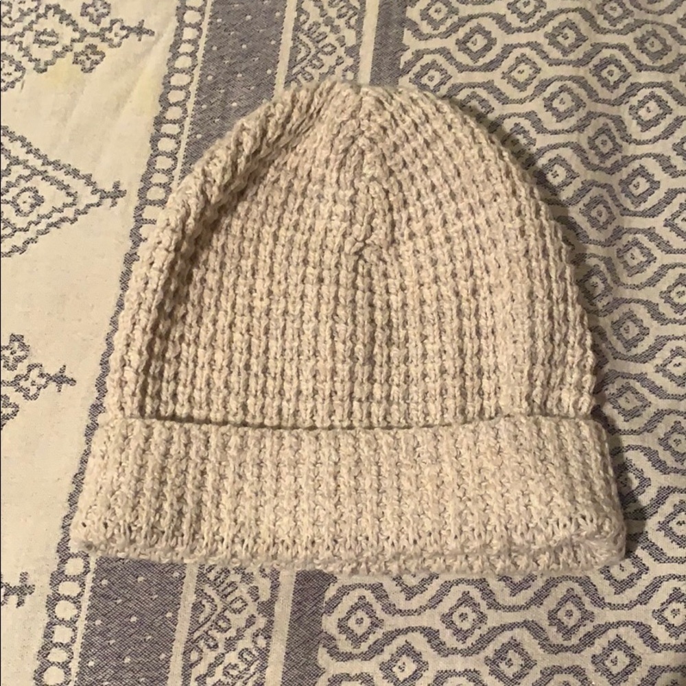 Madewell Beanie Fitted in Sand​​​​​​​​​ - Picture 3 of 7